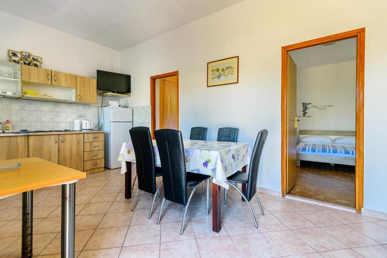 Apartmant Prosika Pag Town Exterior foto