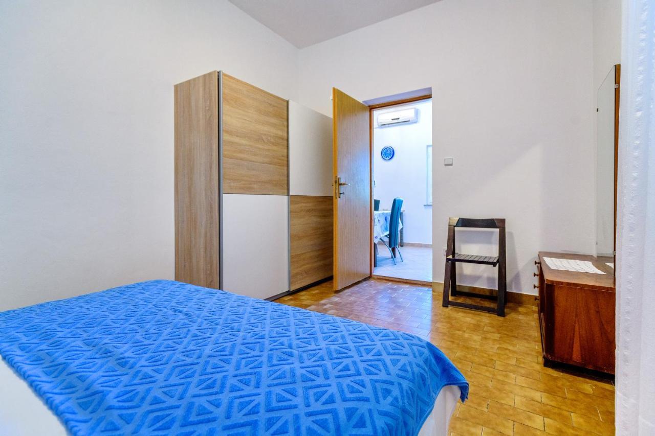 Apartmant Prosika Pag Town Exterior foto
