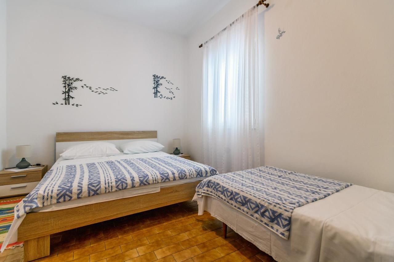 Apartmant Prosika Pag Town Exterior foto